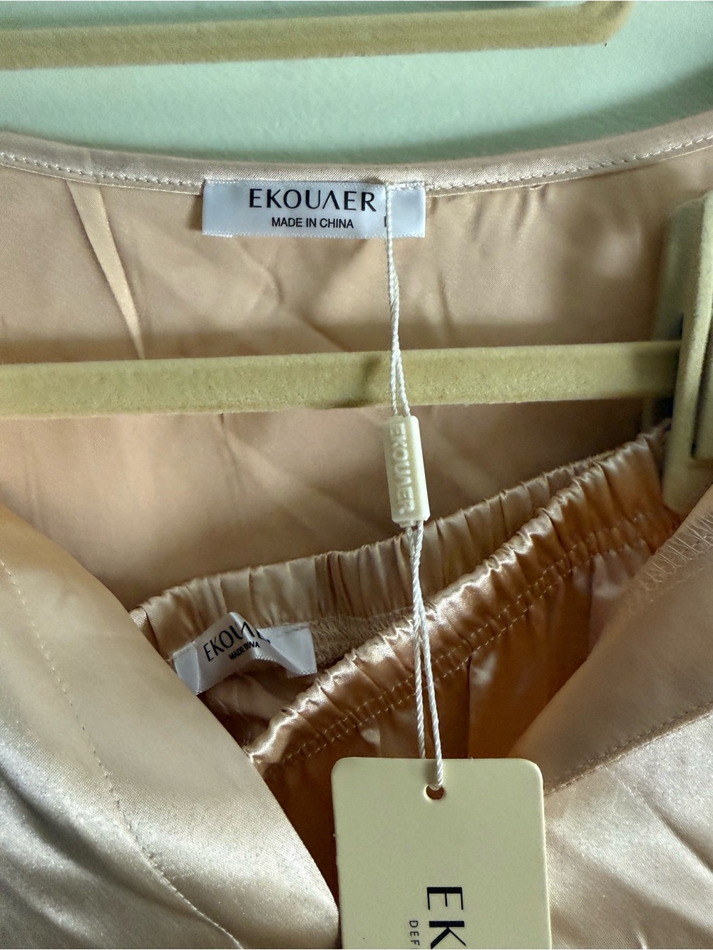 NWT Ekouaer Tan Satin Pajama Pant Set L - Picture 4 of 5